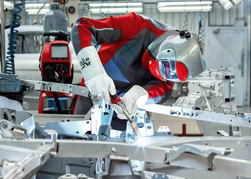 Fronius 270I Aluminium Welding on Vehicle Chassis