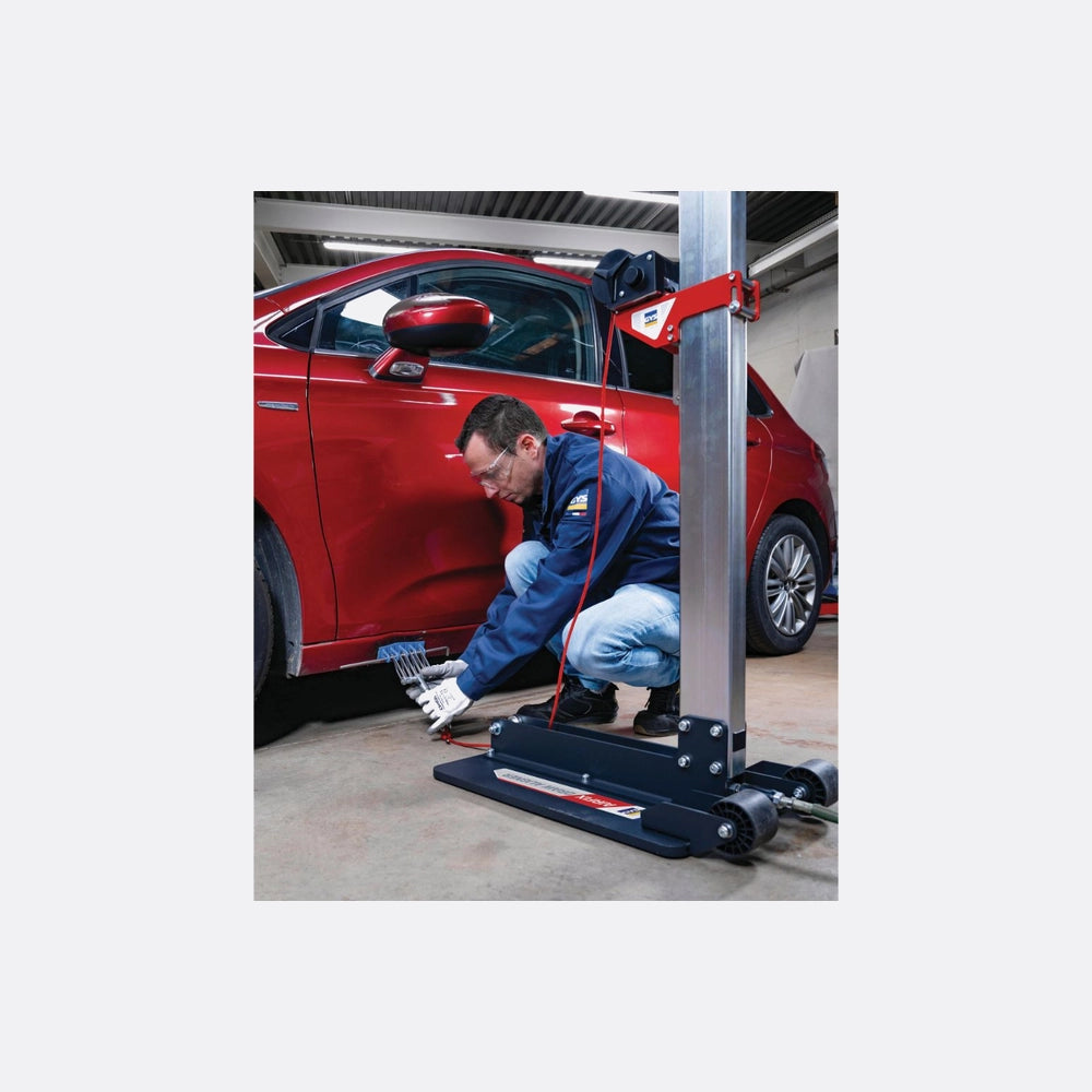 GYS AIRFIX DRAW ALIGNER XL on a car