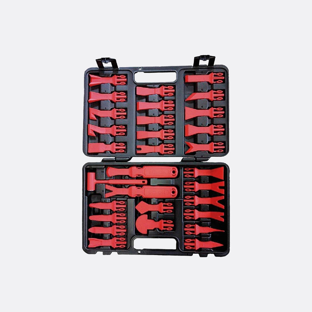 GYS Set Of 30 Stripping And Sanding Tools